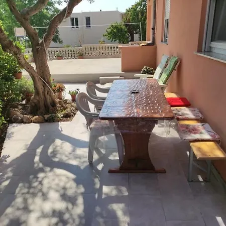 Pandula Apartment