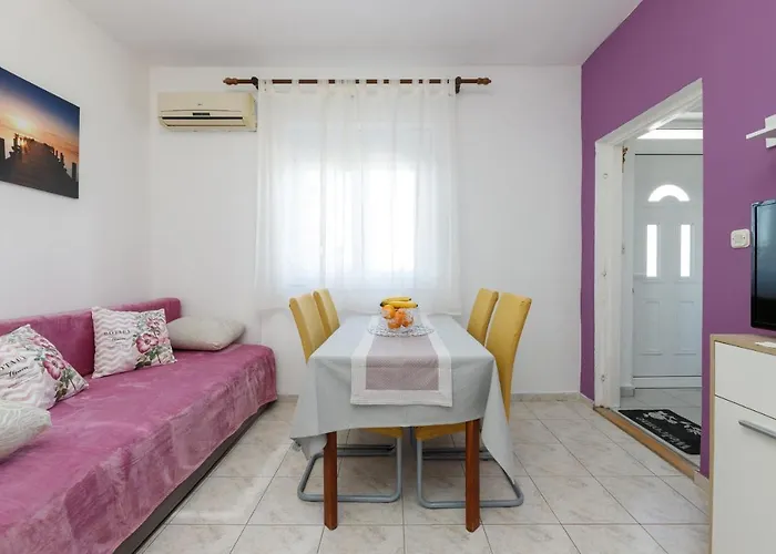 Apartment Pandula *